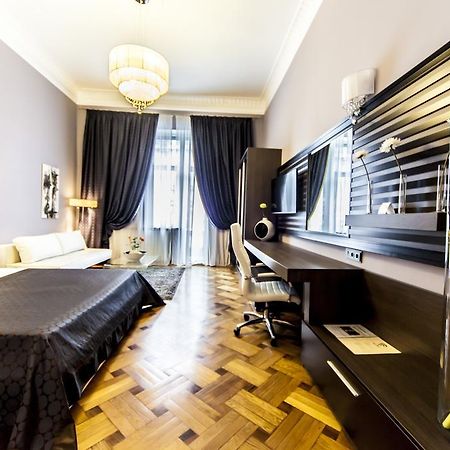 Matei Corvin Deluxe Apartment Cluj-Napoca Zimmer foto