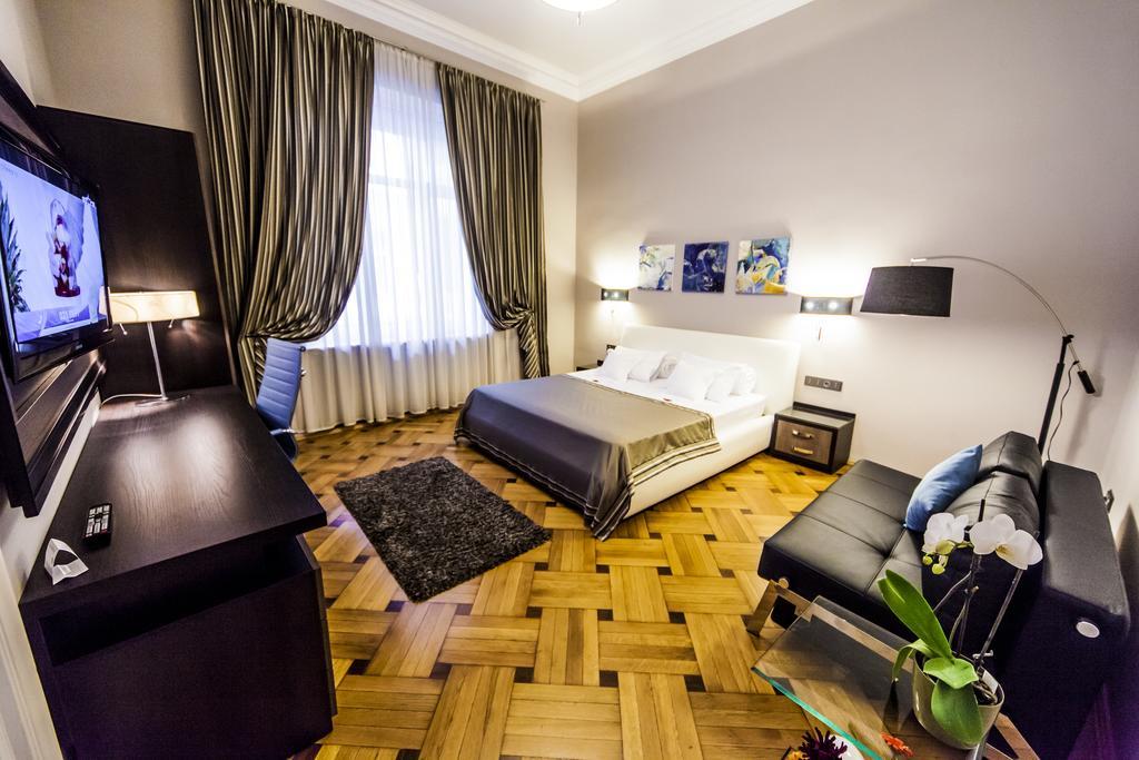 Matei Corvin Deluxe Apartment Cluj-Napoca Zimmer foto