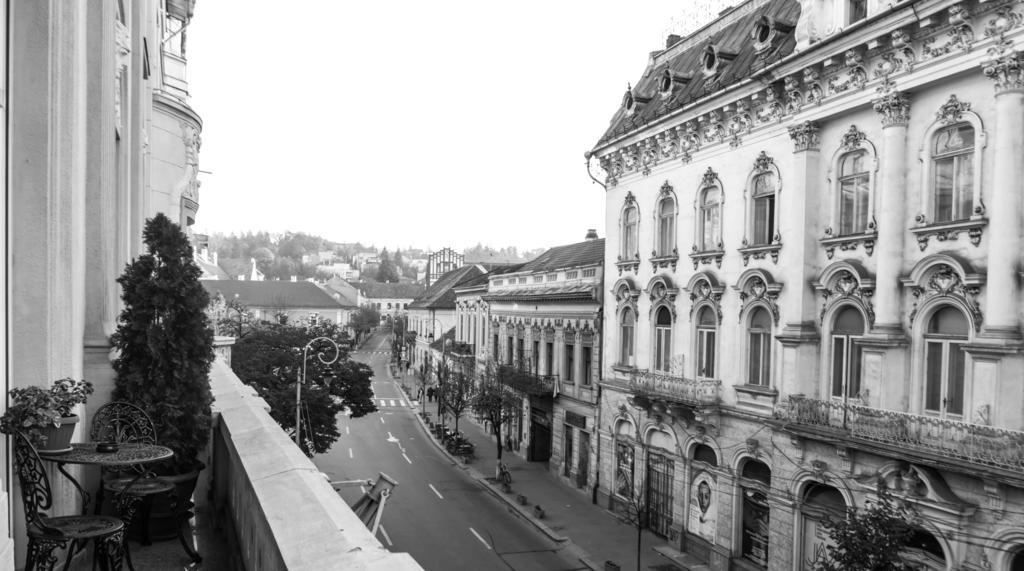 Matei Corvin Deluxe Apartment Cluj-Napoca Zimmer foto