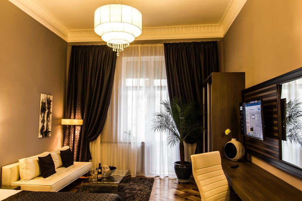 Matei Corvin Deluxe Apartment Cluj-Napoca Zimmer foto