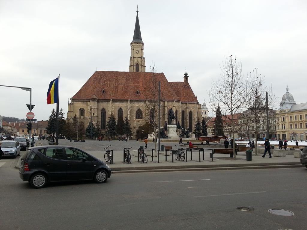 Matei Corvin Deluxe Apartment Cluj-Napoca Zimmer foto