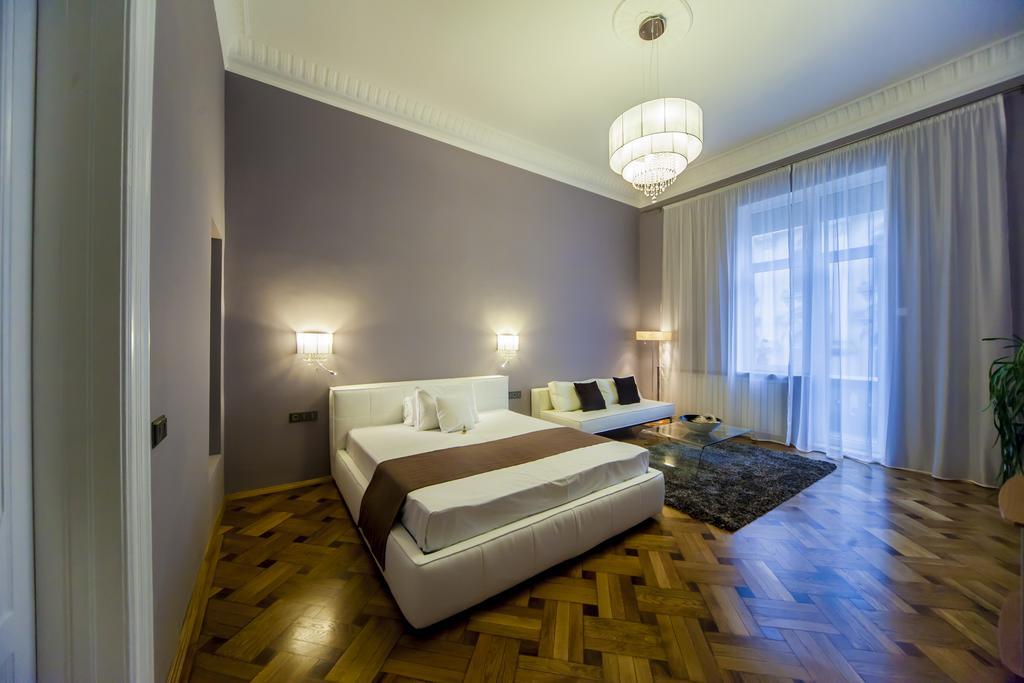 Matei Corvin Deluxe Apartment Cluj-Napoca Zimmer foto